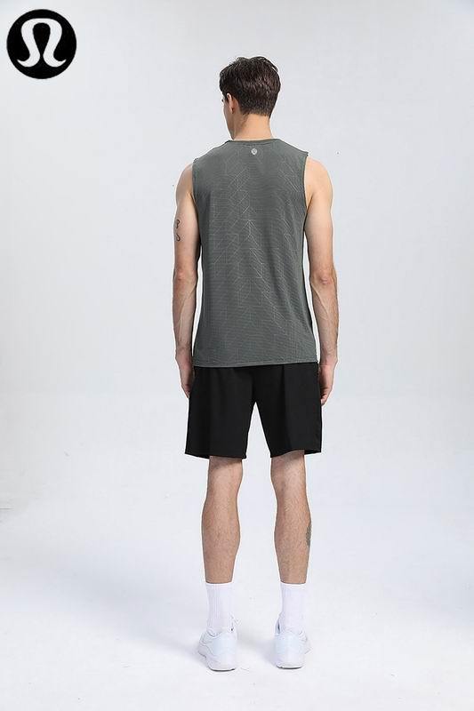 Lululemon Men's Vests 16